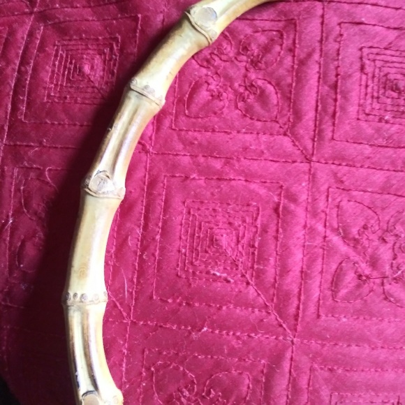 Bag and scarf - Picture 6 of 6